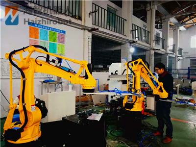 機(jī)械手沖床自動化