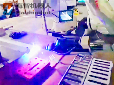 自動焊接機械臂