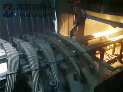 工業(yè)機(jī)器人天軌