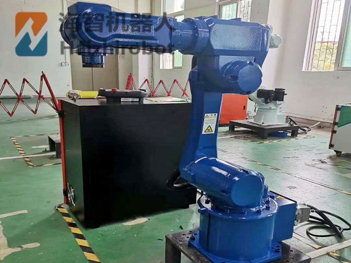 海智又?叒叕接單了！機器人餐具噴漆