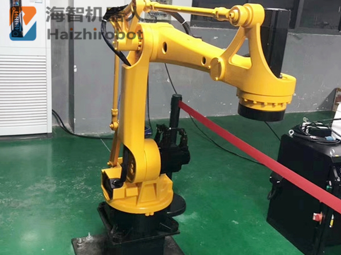 沖壓專(zhuān)用機(jī)器人 沖床獨(dú)立機(jī)械手制造商